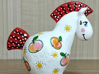 Конь в яблоках