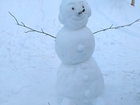 Весёлый снеговик